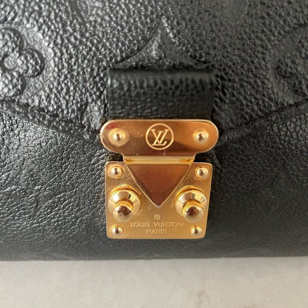 Louis Vuitton Pochette Métis with box and bag - Picture 2 of 5